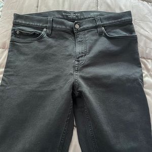 Black Banana Republic travel jeans. Worn once.